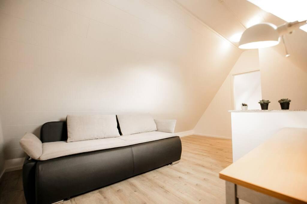 Bonquartier - House - Garden - Forest - Top Road Connection Siegburg Exterior photo
